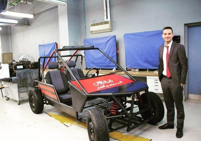 الشاب محمد الخضر يطمح للحصول على براءة اختراع من خلال "سيارة كهربائية"