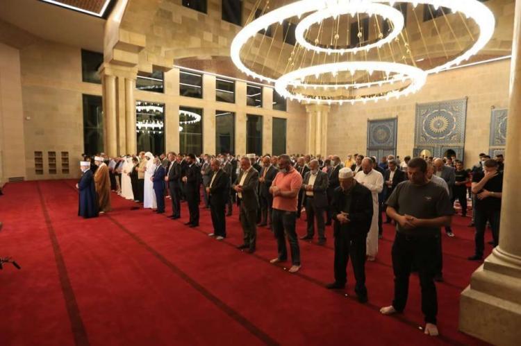 كلوحةٍ فنية ٍ مستوحاةٍ من العصر الأموي ... إفتتاح جامع " قطر " في روابي كلوحةٍ فنية ٍ مستوحاةٍ من العصر الأموي ... إفتتاح جامع " قطر " في روابي