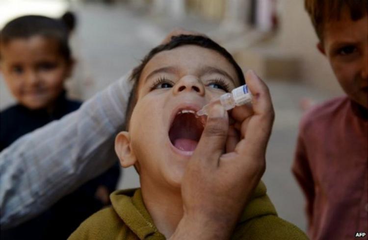 مدير مستشفى النجار: استمرار الحرب يمنع التلقيح ضد شلل الأطفال في غزة