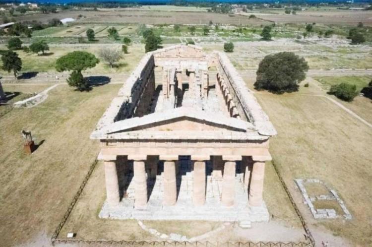 "الشاهق".. أول موقع أثري يعيد فتح أبوابه في إيطاليا بعد كورونا