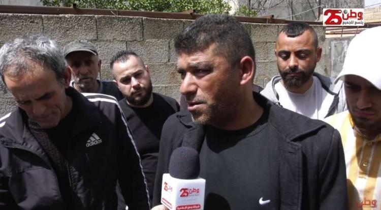 خلال تشييع شهيدي مخيم جنين.. والد الشهيد سند أبو عطية يروي لـوطن اللحظات الأخيرة قبل استشهاد نجله خلال تشييع شهيدي مخيم جنين.. والد الشهيد سند أبو عطية يروي لـوطن اللحظات الأخيرة قبل استشهاد نجله