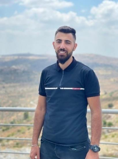 أحمد أبو دية.. ناجٍ مِن على حافَة المَوت.. أحمد أبو دية.. ناجٍ مِن على حافَة المَوت..