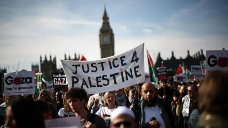 تقرير يرصد تحولاً في الخطاب البريطاني تجاه فلسطين تقرير يرصد تحولاً في الخطاب البريطاني تجاه فلسطين