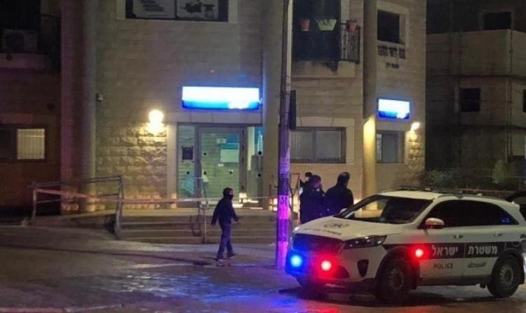 3 مصابين أحدهم حالته خطيرة بجريمة إطلاق نار في سخنين 3 مصابين أحدهم حالته خطيرة بجريمة إطلاق نار في سخنين
