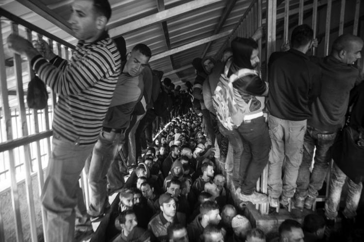 العمالة الفلسطينية في إسرائيل: تبعية مستمرة منذ 1967 العمالة الفلسطينية في إسرائيل: تبعية مستمرة منذ 1967