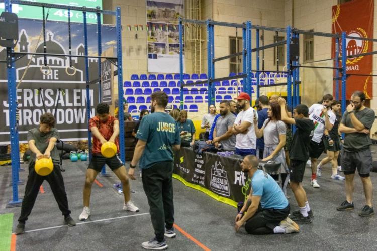 تزامنا مع أكتوبر الوردي.. "بيت مال القدس" تدعم بطولة رياضية لصالح مرضى السرطان تزامنا مع أكتوبر الوردي.. "بيت مال القدس" تدعم بطولة رياضية لصالح مرضى السرطان