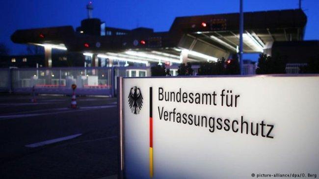 المخابرات الألمانية تريد تعزيز إجراءات التحقق من اللاجئين الجدد