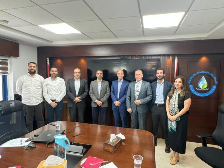 مصلحة مياه محافظة القدس والبنك الدولي يبحثان مشاريع لتعزيز استدامة خدمة المياه مصلحة مياه محافظة القدس والبنك الدولي يبحثان مشاريع لتعزيز استدامة خدمة المياه