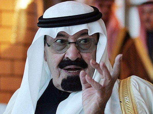 السعودية: أمر ملكي يقضي بأن تكون العطلة يومي الجمعة والسبت وسط معارضة رجال الدين