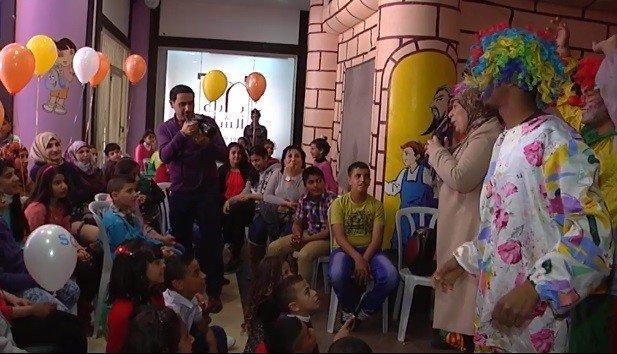 بالفيديو... بمناسبة الثامن من آذار.. يوم ترفيهي لأطفال قرية "SOS" في رام الله بالفيديو... بمناسبة الثامن من آذار.. يوم ترفيهي لأطفال قرية "SOS" في رام الله