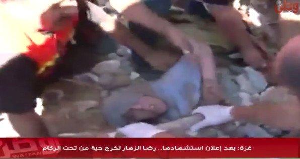 خاص لـ "وطن": بالفيديو... غزة: بعد إعلان استشهادها.. الزهار تخرج حية من تحت الركام