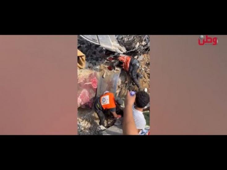 عائلة متولي في الضفة تفجع بفقدان أقاربها من عائلة بهلول في غزة عائلة متولي في الضفة تفجع بفقدان أقاربها من عائلة بهلول في غزة