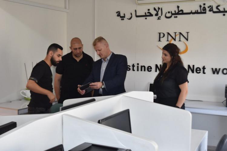 سفير بولندا يحذر من الانجرار وراء وعود الهجرة الى اوروبا عبر بولندا ويؤكد متانة العلاقات بين فلسطين وبلاده