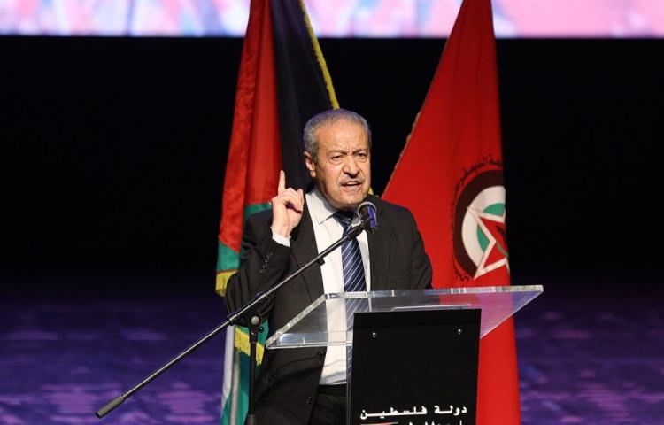 في دير ياسين ... سرقت دموعنا يا ذئب في دير ياسين ... سرقت دموعنا يا ذئب