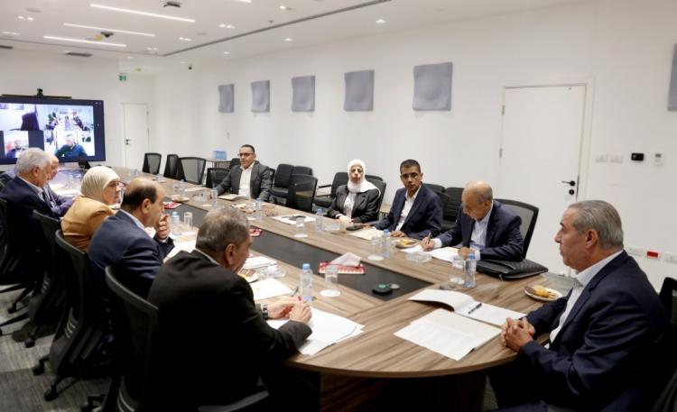 مركزية فتح: الشراكة الوطنية أساس مواجهة التحديات وصون الحقوق الفلسطينية مركزية فتح: الشراكة الوطنية أساس مواجهة التحديات وصون الحقوق الفلسطينية