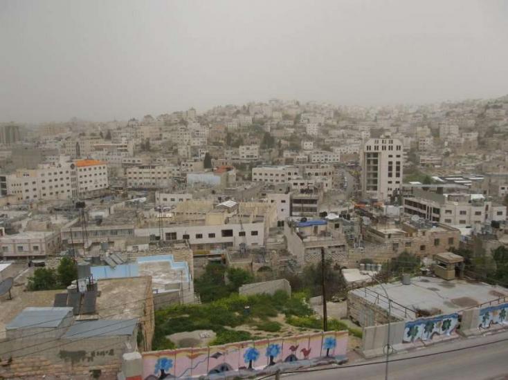 الاحتلال يصدر أمرا عسكريا بالاستيلاء على أراض في تل الرميدة بمدينة الخليل