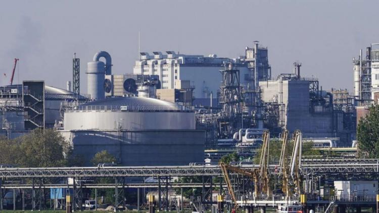أكبر مجمع كيميائي في العالم على عتبة الإغلاق بسبب أزمة الغاز
