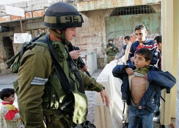 تقرير بريطاني: ممارسات اسرائيل ضد الاطفال الفلسطينيين تخرق الاتفاقيات الدولية