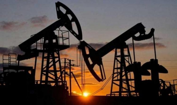 انخفاض على أسعار النفط انخفاض على أسعار النفط