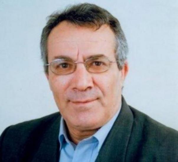 السيناريس رياض سيف يكتب لوطن.. خيار للفنان الفلسطيني .. السيناريس رياض سيف يكتب لوطن.. خيار للفنان الفلسطيني ..