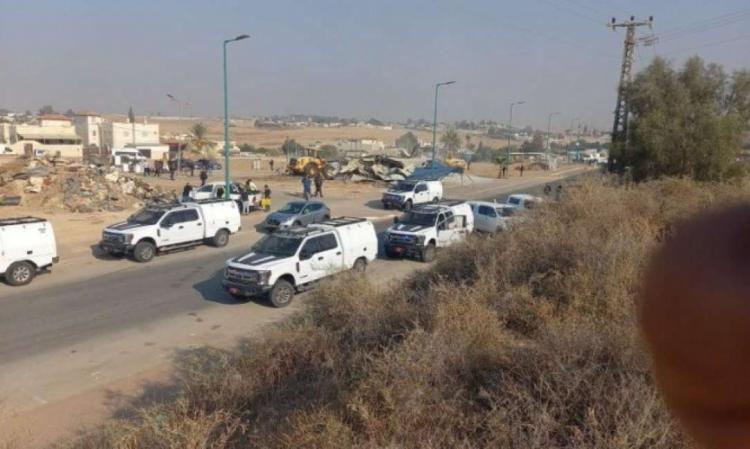 جرافات الاحتلال تهدم منازل في رهط ووادي النعم جرافات الاحتلال تهدم منازل في رهط ووادي النعم