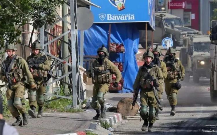 قوات خاصة تفشل في اغتيال شقيق الشهيد رعد زيدان في مدينة جنين قوات خاصة تفشل في اغتيال شقيق الشهيد رعد زيدان في مدينة جنين