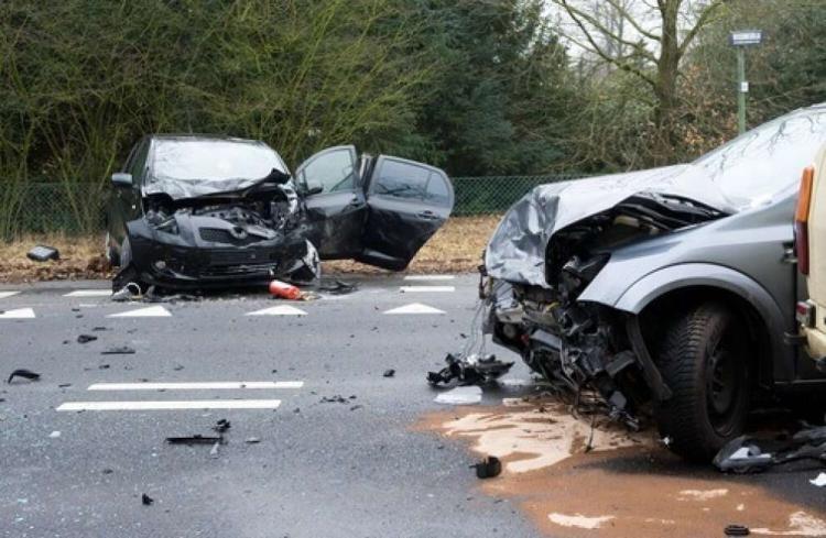 إصابة خطيرة لشاب في حادث طرق في بلدة "طمرة الزغبية" بالداخل المحتل