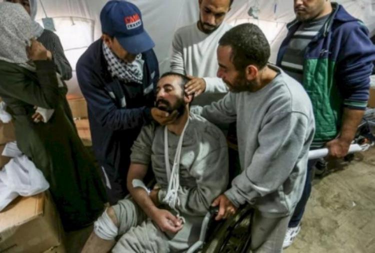 الاحتلال يفرج عن عشرة أسرى من غزة