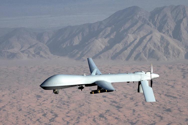 إيران تعلن إسقاط مسيرة أمريكية من طراز "MQ-1" فوق مضيق هرمز إيران تعلن إسقاط مسيرة أمريكية من طراز "MQ-1" فوق مضيق هرمز