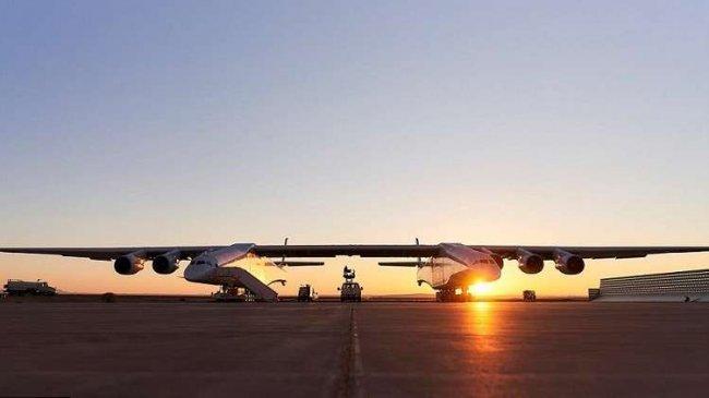 بالفيديو .. أكبر طائرة في العالم تستعد لرحلتها الأولى