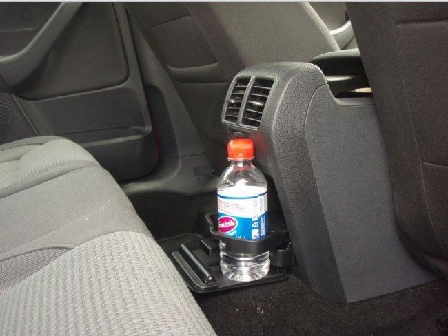 احذر.. زجاجة الماء قد تحرق سيارتك !