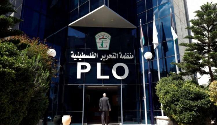 القرار بقانون بشأن دعاوى الدولة يثير الجدل.. يقزّم منظمة التحرير ويمنح السلطة الهيمنة عليها القرار بقانون بشأن دعاوى الدولة يثير الجدل.. يقزّم منظمة التحرير ويمنح السلطة الهيمنة عليها