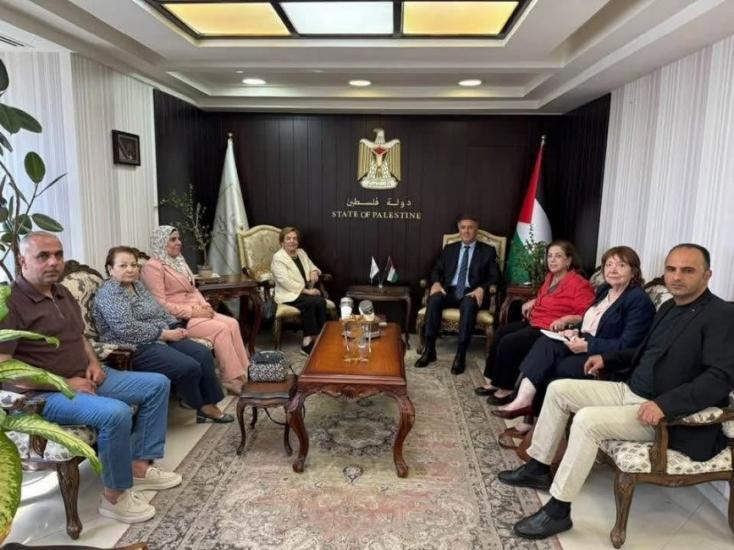 الاتحاد العام للمرأة الفلسطينية يبحث مع تلفزيون فلسطين تعزيز حضور المرأة في تغطية الانتخابات التشريعية الاتحاد العام للمرأة الفلسطينية يبحث مع تلفزيون فلسطين تعزيز حضور المرأة في تغطية الانتخابات التشريعية