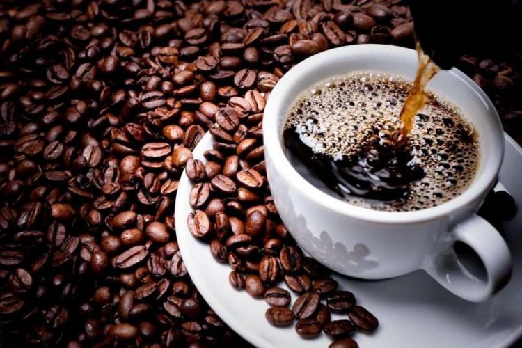 كم كوبا من القهوةيمكن ان تشرب.. لتتجنب سلبية الكافيين!