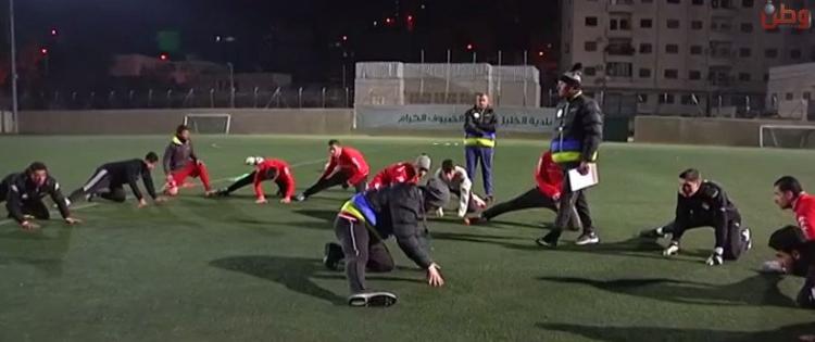 خاص لـ "وطن": بالفيديو... إيطاليان يدربان نادي الأهلي في الخليل خاص لـ "وطن": بالفيديو... إيطاليان يدربان نادي الأهلي في الخليل