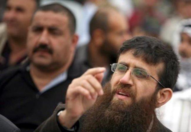 الاحتلال يمنع ذوي خضر عدنان من زيارته وينقله لسجن آخر الاحتلال يمنع ذوي خضر عدنان من زيارته وينقله لسجن آخر