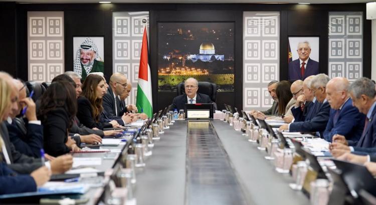 مجلس الوزراء يقر دعما طارئا للخليل بقيمة 1.5 مليون شيقل مجلس الوزراء يقر دعما طارئا للخليل بقيمة 1.5 مليون شيقل