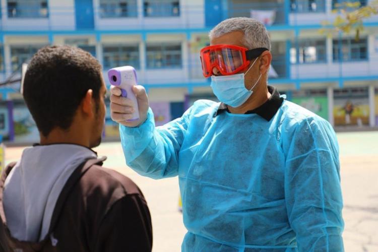 وفاة و102 إصابة جديدة بفيروس كورونا في قطاع غزة