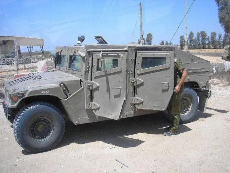 جيش الاحتلال يدعي سرقة مركبة "هامر" من قاعدة عسكرية جنوب البلاد جيش الاحتلال يدعي سرقة مركبة "هامر" من قاعدة عسكرية جنوب البلاد