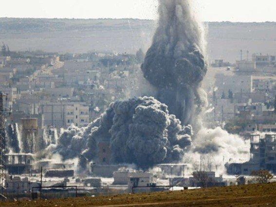 30 قتيلًا إثر غارة لقوات التحالف على مصفاة نفط شمال سوريا 30 قتيلًا إثر غارة لقوات التحالف على مصفاة نفط شمال سوريا