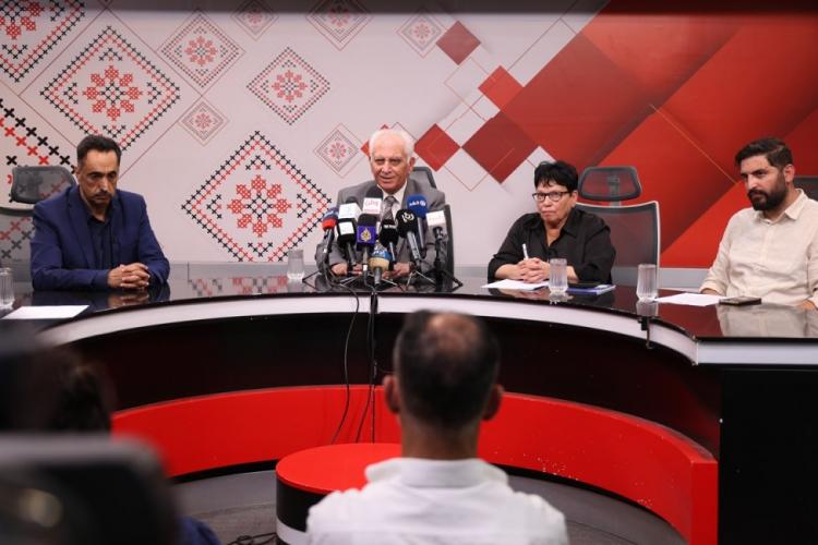 الصالحي: الانتخابات يجب أن تكون جزءا من مشروع التحرر الوطني.. وندعو إلى إعلان فلسطين دولة تحت الاحتلال وانتخاب مجلس تأسيسي وإقرار دستور لدولة فلسطين الصالحي: الانتخابات يجب أن تكون جزءا من مشروع التحرر الوطني.. وندعو إلى إعلان فلسطين دولة تحت الاحتلال وانتخاب مجلس تأسيسي وإقرار دستور لدولة فلسطين