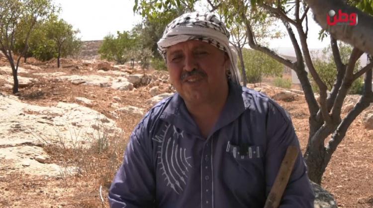 أهالي خلة الضبع يناشدون الحكومة لتأهيل بنية تحتية لتجمعهم أهالي خلة الضبع يناشدون الحكومة لتأهيل بنية تحتية لتجمعهم