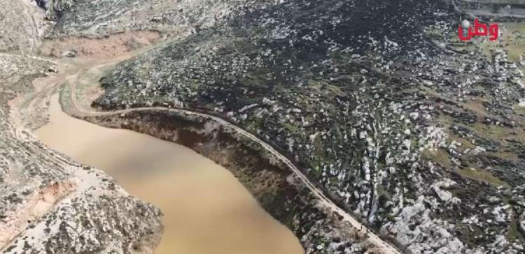 سد بيت الروش بلا مياه ومشروع حصاد مائي كبير "يتبدد" سد بيت الروش بلا مياه ومشروع حصاد مائي كبير "يتبدد"
