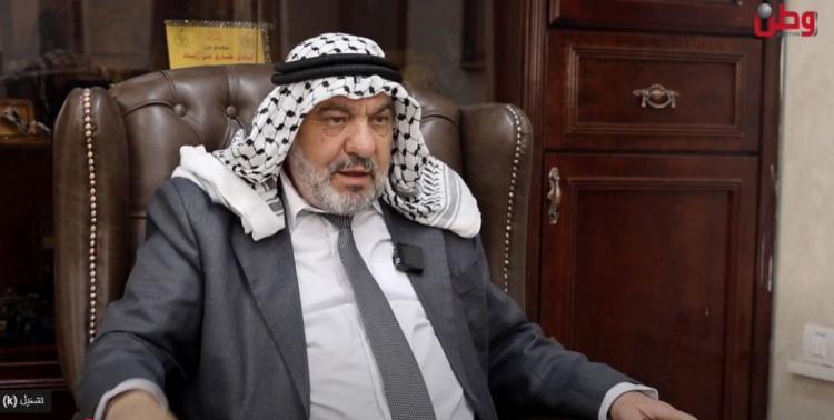 "وطن" تسائل رئيس بلدية الخليل تيسير أبو سنينة "وطن" تسائل رئيس بلدية الخليل تيسير أبو سنينة