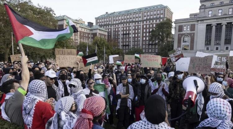 مسيرة في طوكيو تضامنًا مع فلسطين تزامنا مع الذكرى الثالثة لحرب غزة مسيرة في طوكيو تضامنًا مع فلسطين تزامنا مع الذكرى الثالثة لحرب غزة