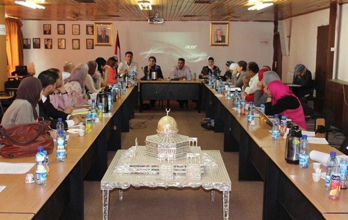 وزارة الاقتصاد الوطني بصدد عقد مؤتمر حول تمكين ودمج المرأة في الاقتصاد الفلسطيني