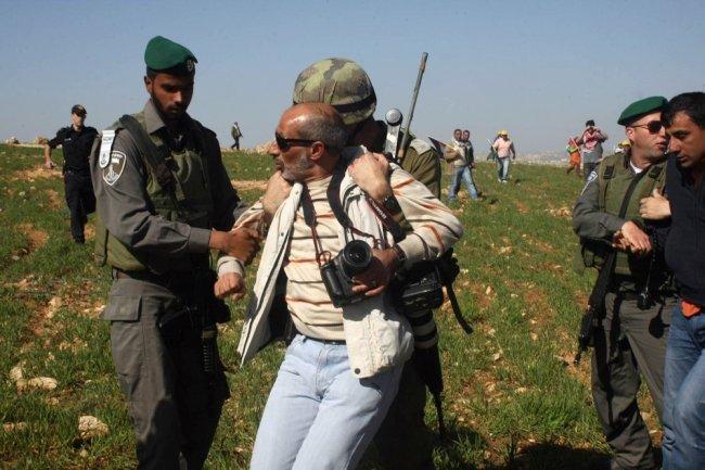 "مدى" :انتهاكات فلسطينية فاقت الانتهاكات الاسرائيلية ضد حرية الاعلام الشهر الماضي