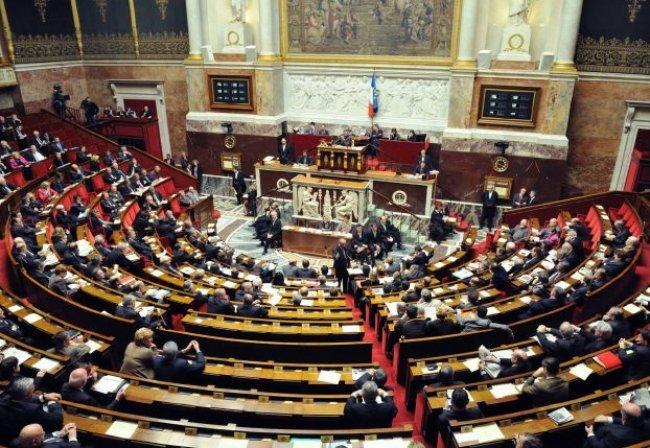 مسحة انثوية على البرلمان الفرنسي