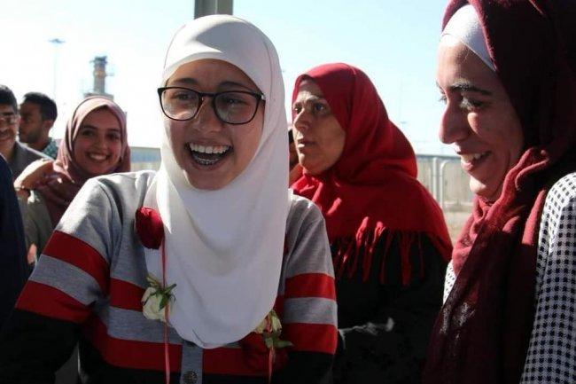 المحررة علا مرشود لـوطن: السجن قهر ونضطر للنوم بالحجاب بسبب اجراءات الاحتلال