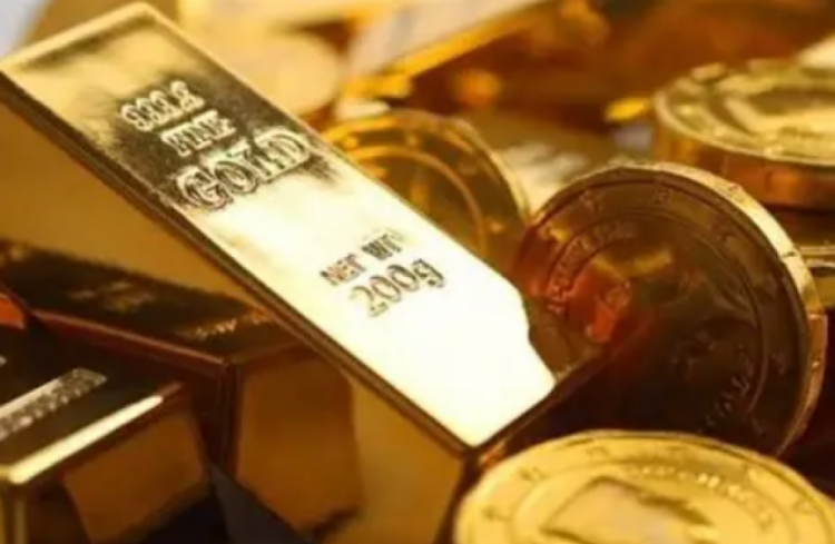الذهب يهبط إلى 3,995 دولارا للأونصة ويتجه لأكبر خسارة أسبوعية منذ يونيو